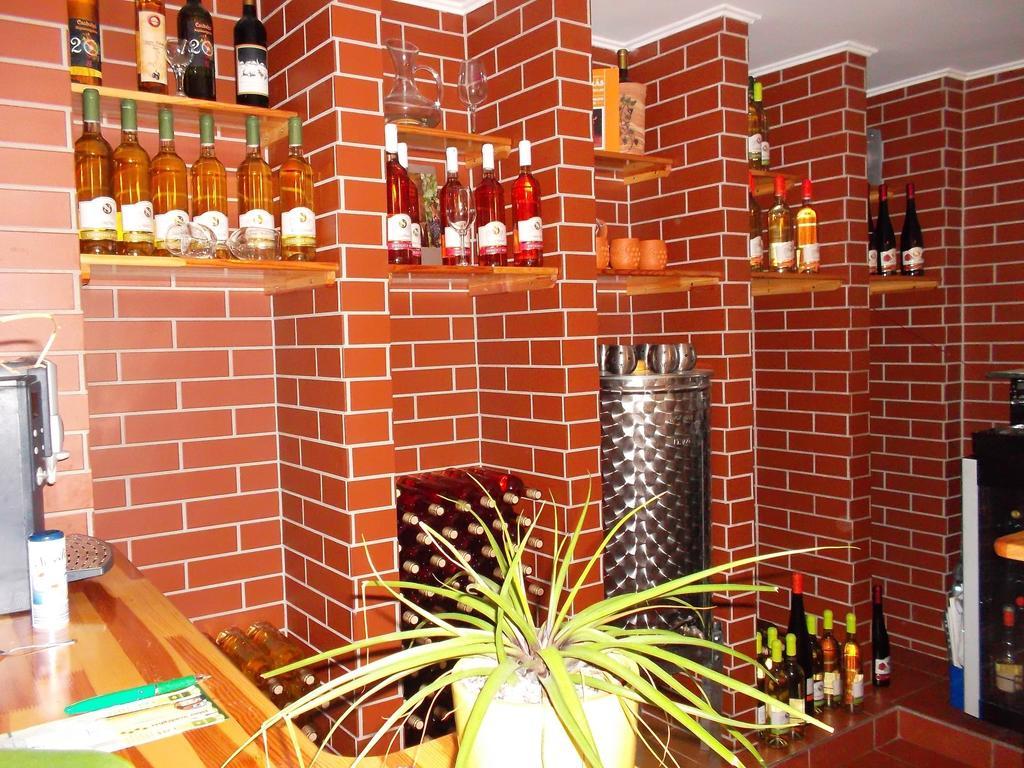 Jobor Vendeghaz Hotel Győrújbarát Екстериор снимка