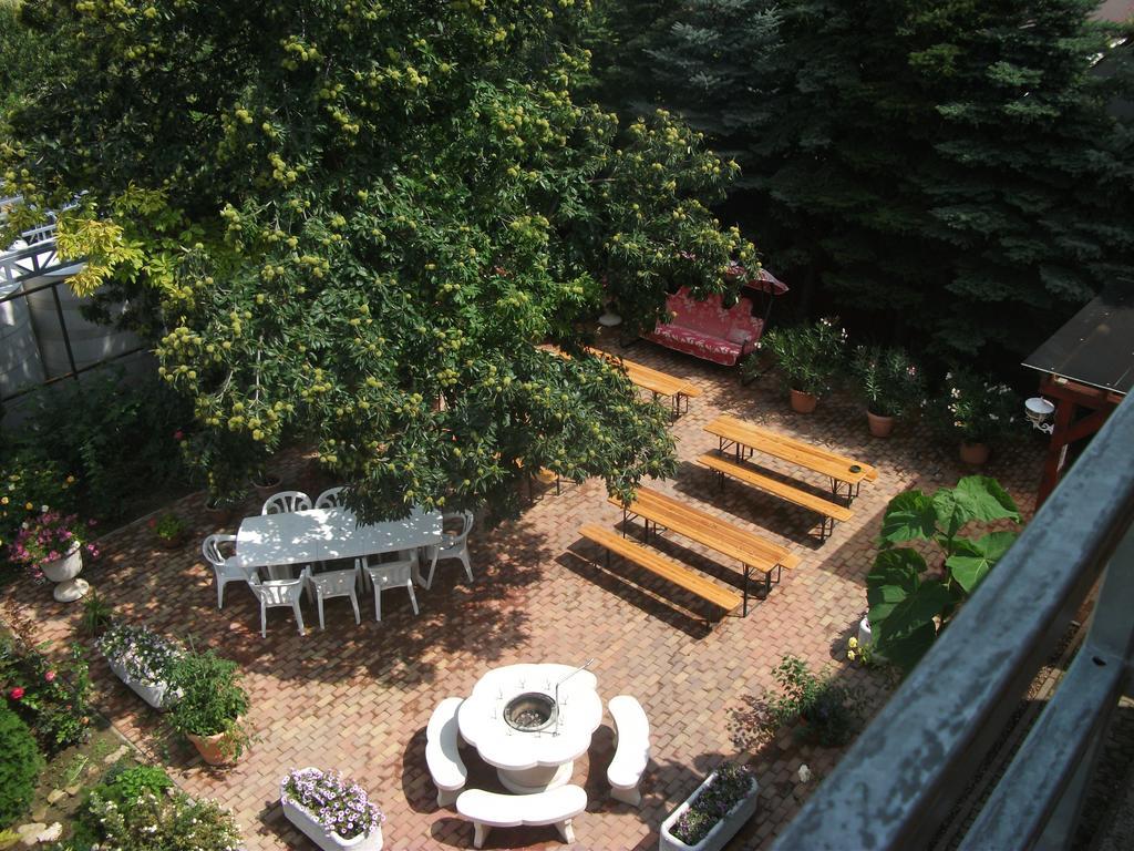 Jobor Vendeghaz Hotel Győrújbarát Екстериор снимка